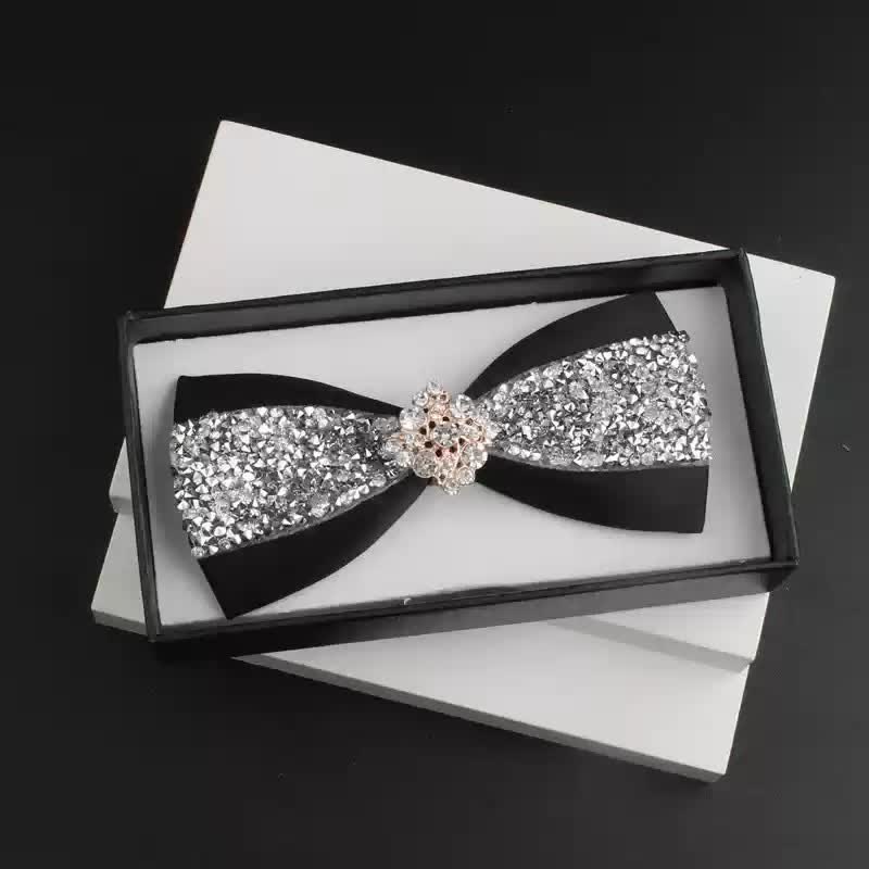2Pcs Men's Shiny Rhinestone Bling Red Corsage Bow Tie Set