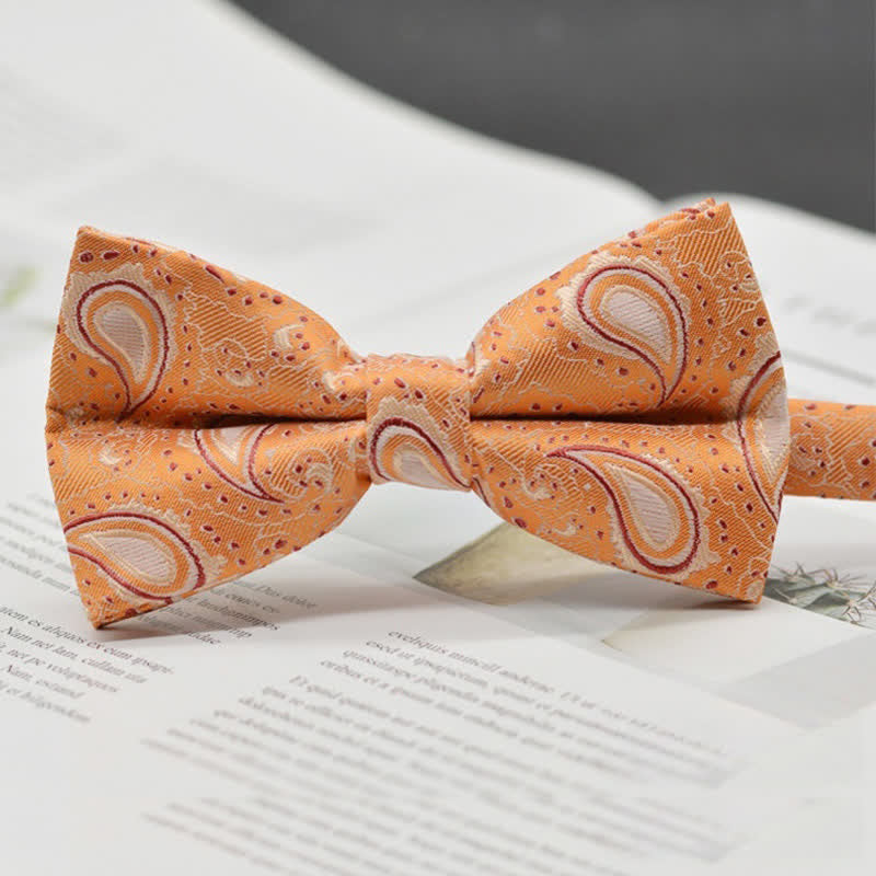 Men's Elegant Paisley Vintage Art Pattern Bow Tie