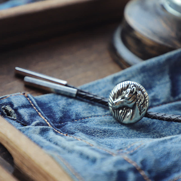 Retro Carved Horse Head Bolo Tie