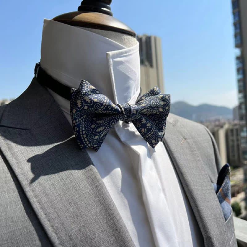 Men's Royal Floral Pattern Neutral Navy Bow Tie