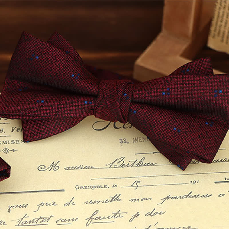 2Pcs Men's Burgundy Floral Bow Tie Handkerchief Set