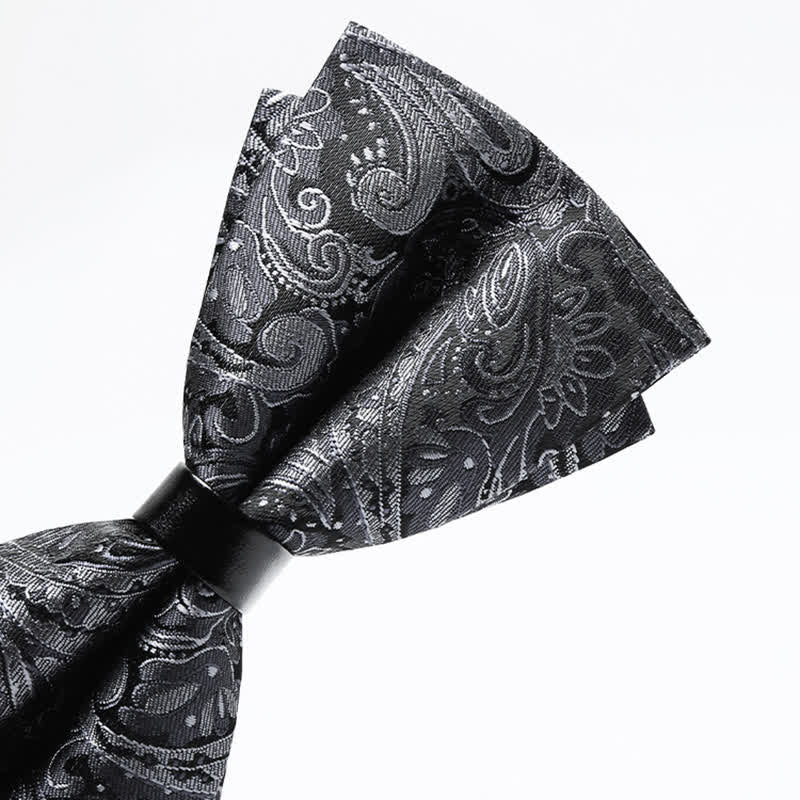 Men's Luxurious Gray Paisley Pattern Bow Tie