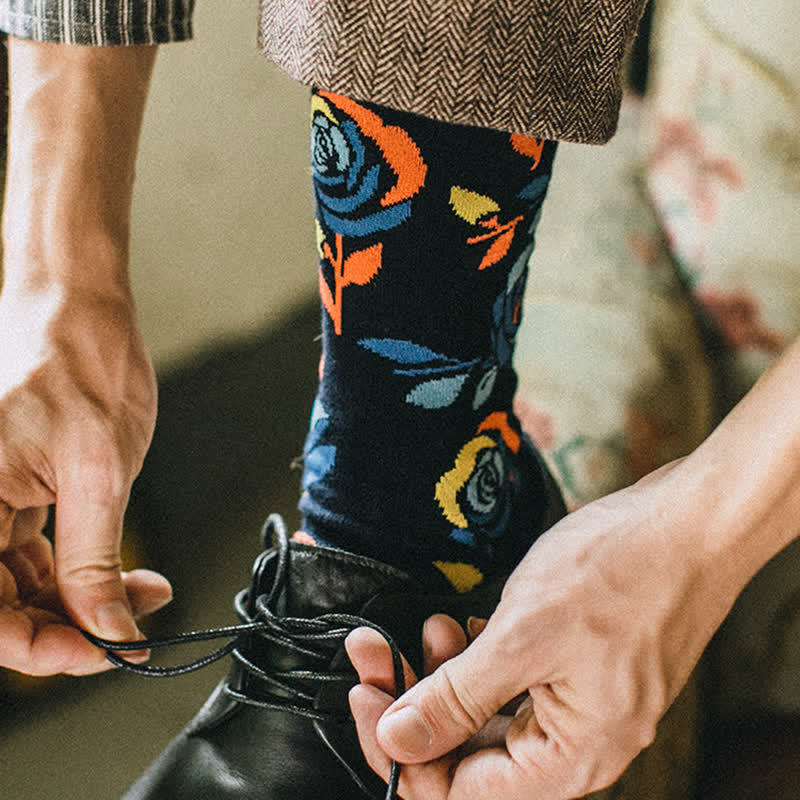 Men's Navy Wild Blue Roses Crew Socks