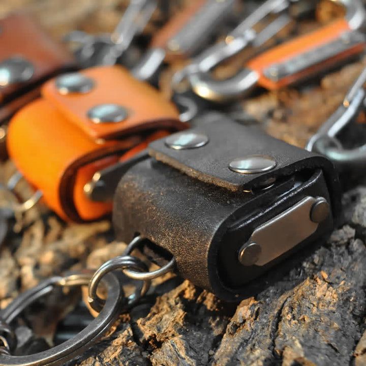Vintage Mini Dice Case Design Leather Keychain - image 5