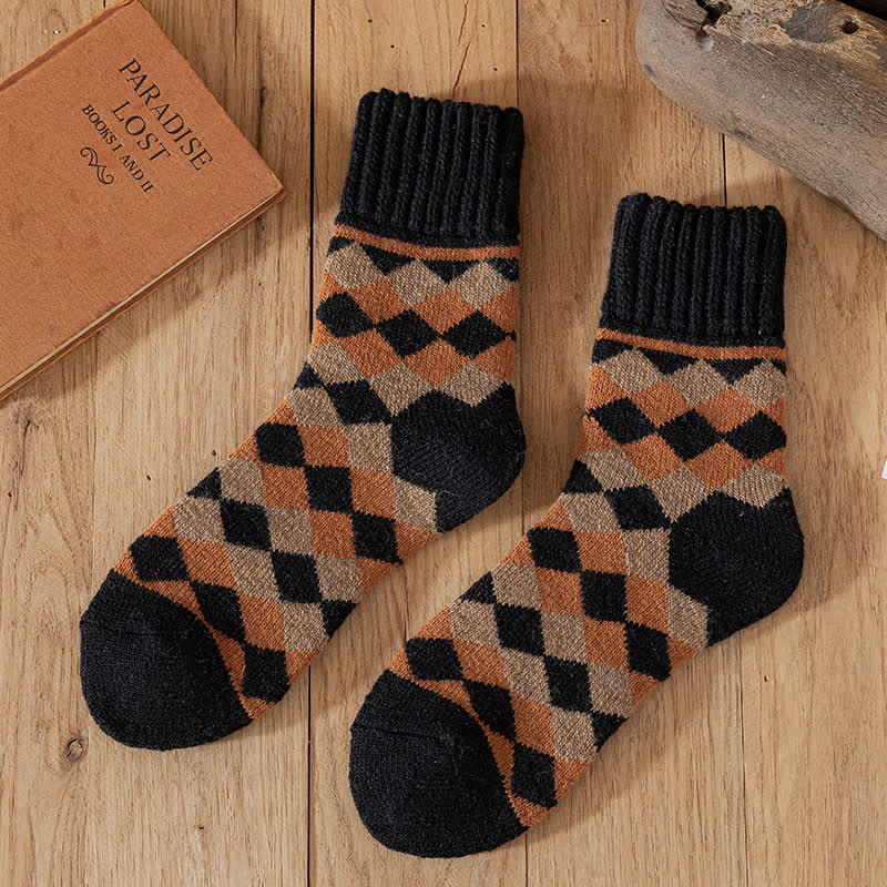 Men's Characteristic Plaid Pattern Winter Crew Socks