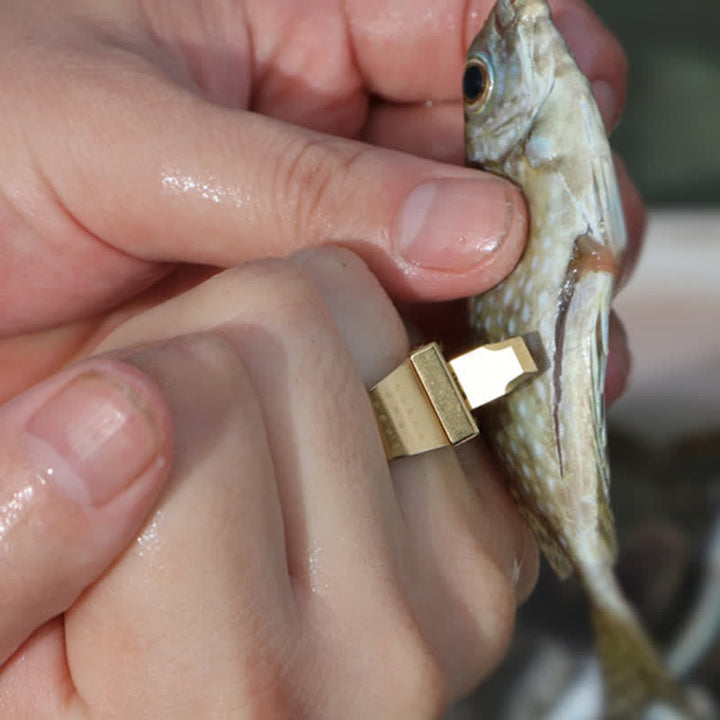 Multi-Functional Hidden Blade Adjustable Ring - image 4