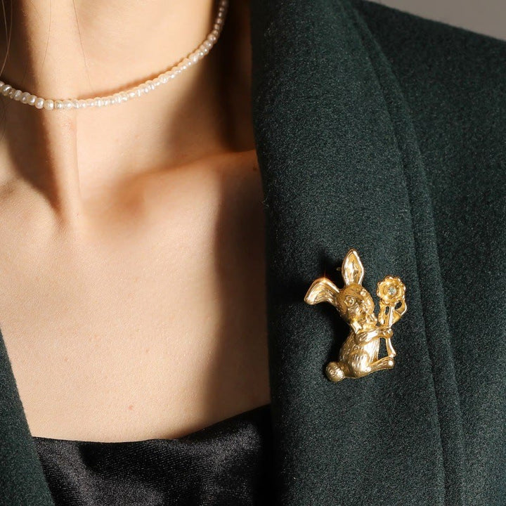 Vintage Rabbit With Sunflowers Brooch Shirt Accessories