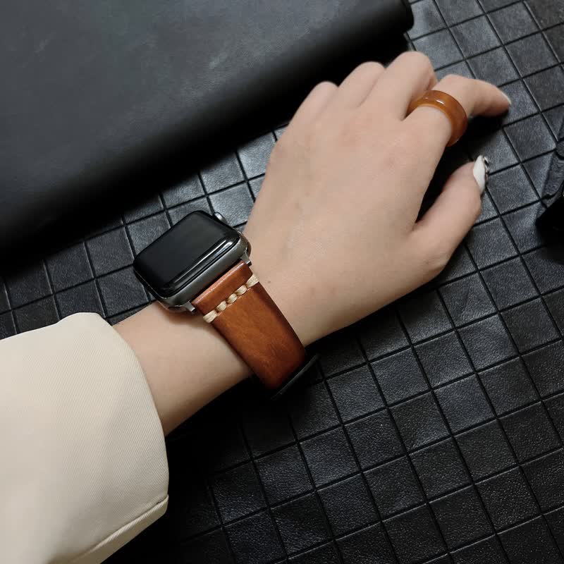 Elegant Subtle Genuine Leather Grain Watch Band