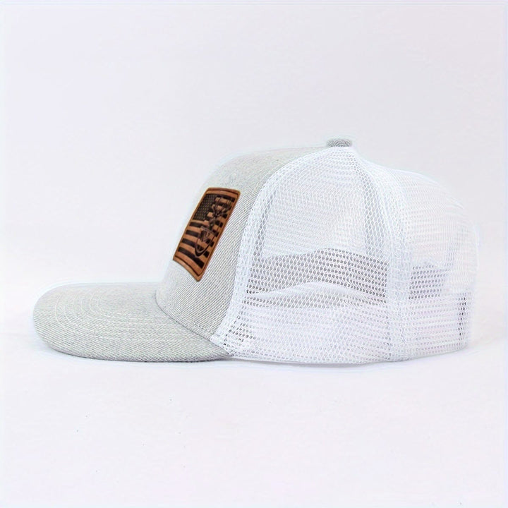 Geometric Deer's Head Flag Adjustable Men's Trucker Hat