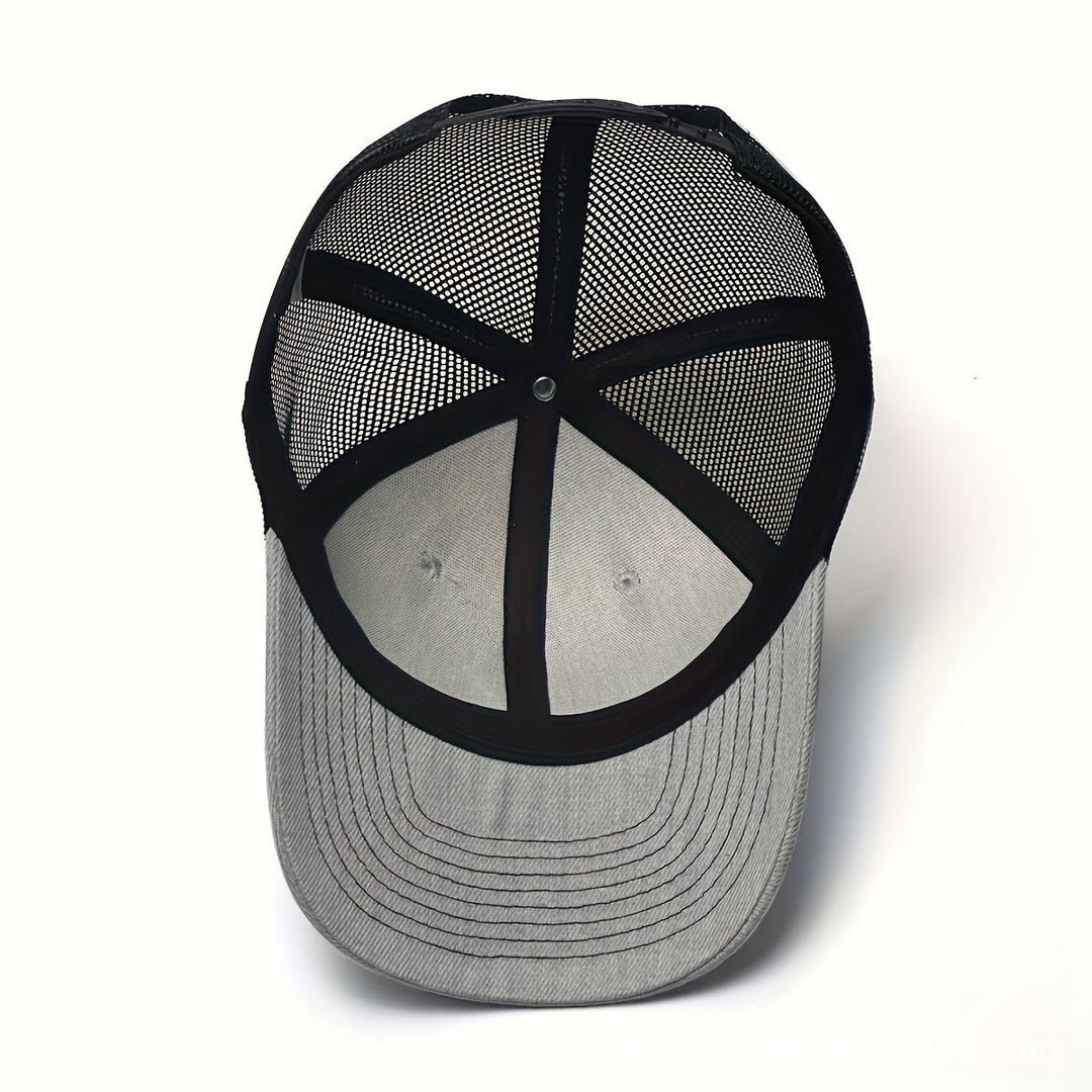 Geometric Deer's Head Flag Adjustable Men's Trucker Hat