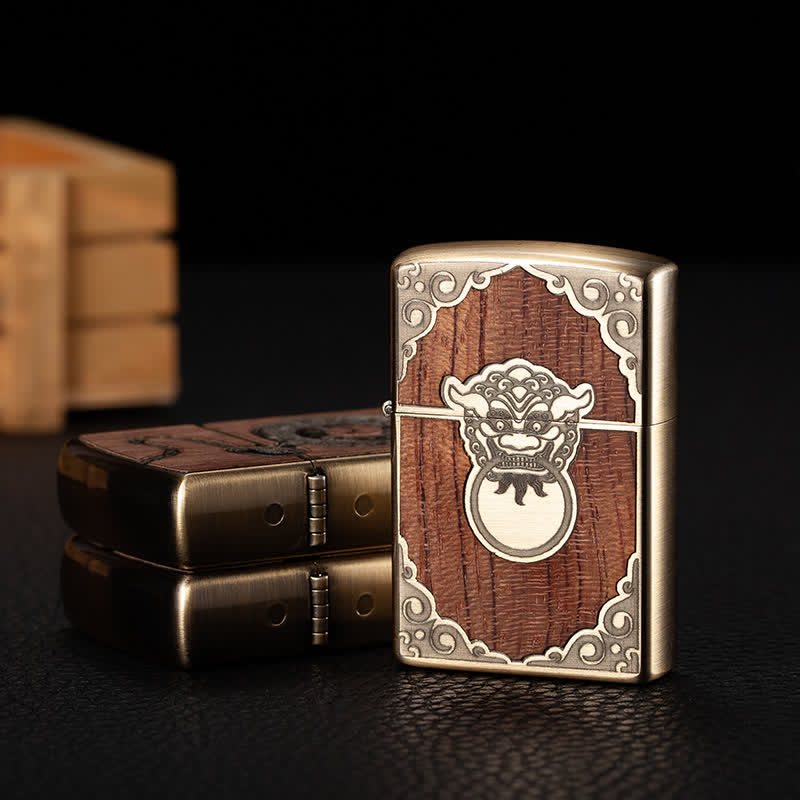 Retro Carved Pattern Wooden Shell Refillable Kerosene Lighter