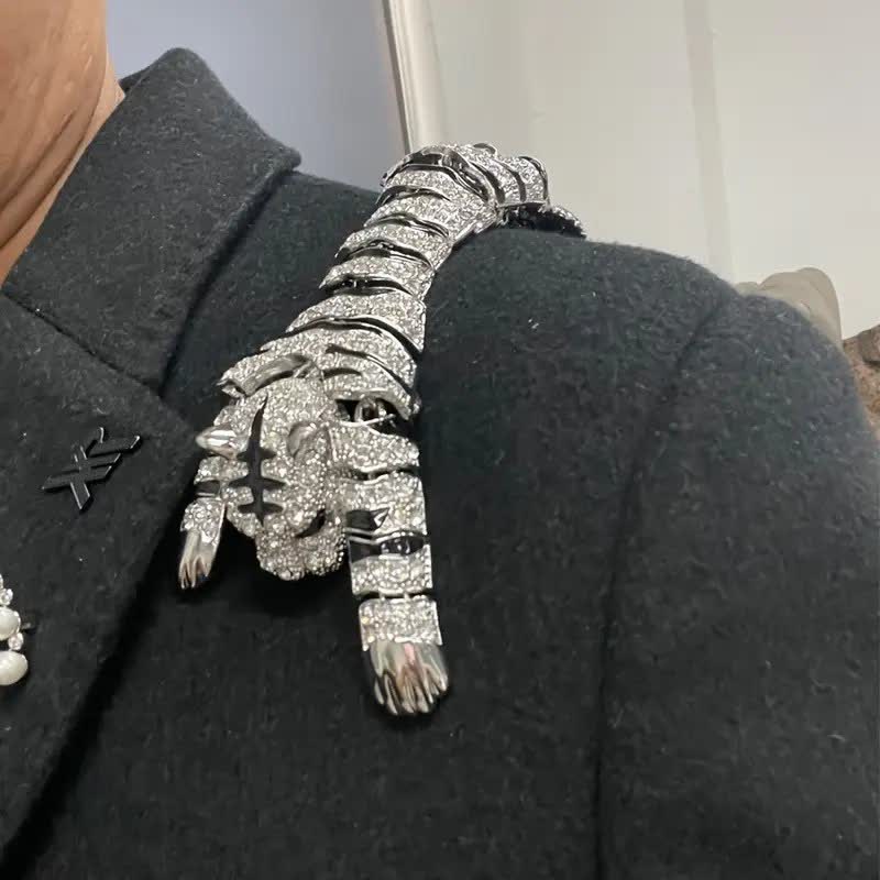 Men's Majestic Tiger Large Luxury Sparkling Rhinestone Brooch - image 1