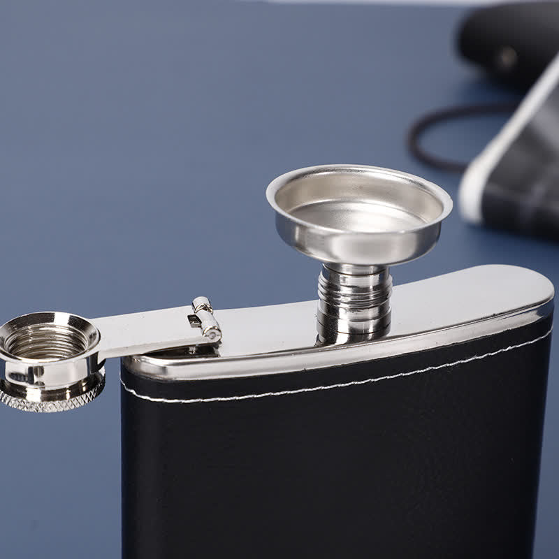 5Pcs Noble 6 oz Black Leather Veneered Cup Flask Gift Set