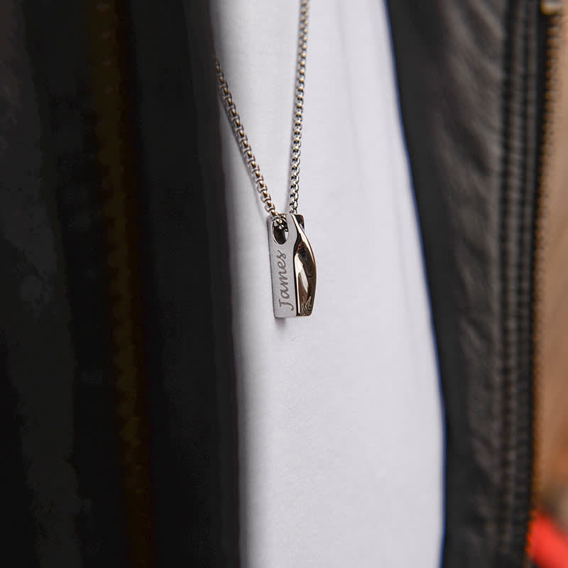 Chic Custom Name Twist Pendant Necklace