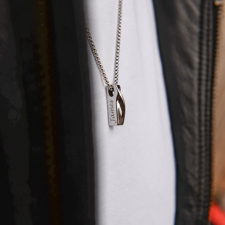 Chic Custom Name Twist Pendant Necklace