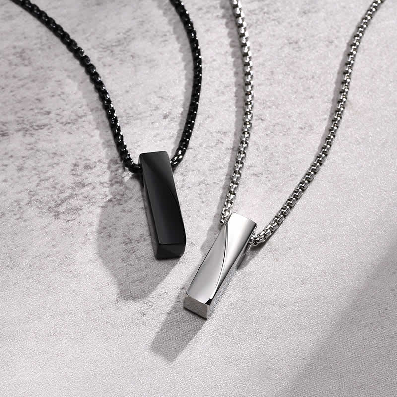 Chic Custom Name Twist Pendant Necklace