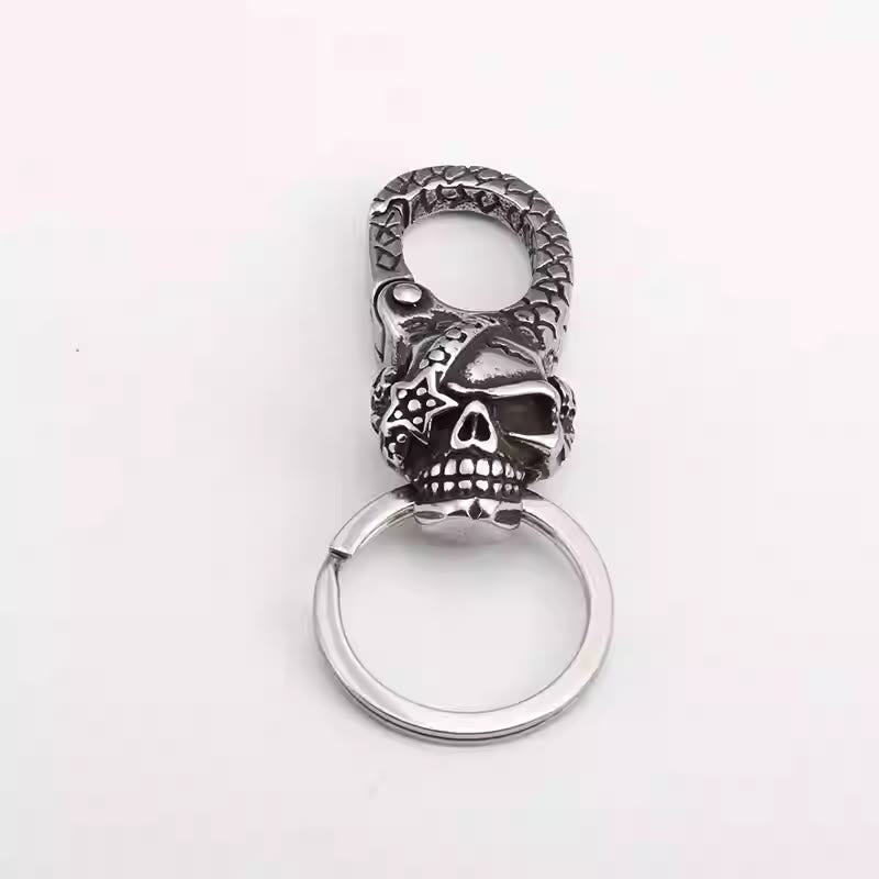 Creative Pirate Skull Captain Metal Keychain - Keychain - image 1