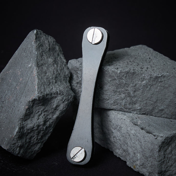 Space Saving And Comfortable To Carry Compact Key Organizer - Black - image 4