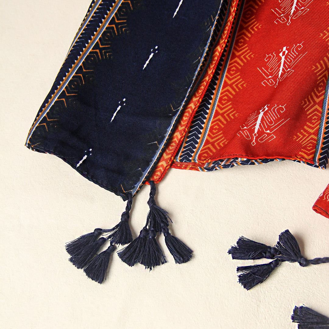 Women's Ethnic Patterned Dual-Tone Tassel-Adorned Scarf - image 1