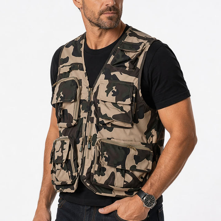 Camo Hunting Multi-Pocket Lightweight Mesh Lined Utility Vest - image 3