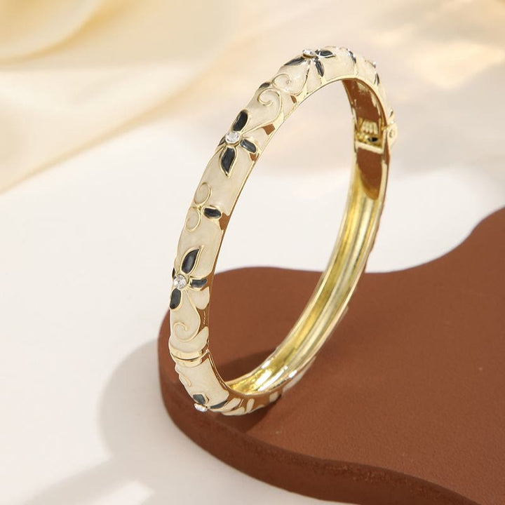 Gold‑Tone Enamel Clover Bangle Colorful Drip‑Oil Bracelet for Women - Beige & Black - image 9