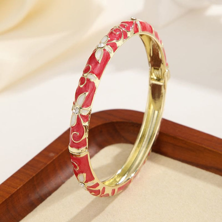 Gold‑Tone Enamel Clover Bangle Colorful Drip‑Oil Bracelet for Women - Red - image 10