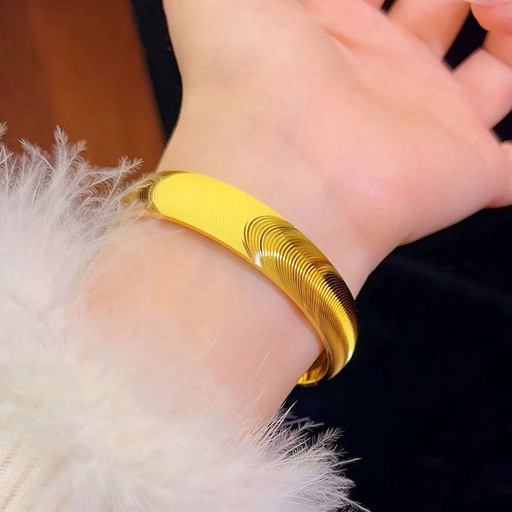 Wide‑Width Cat Eye Closed Bangle, Vintage Polished Bracelet for Women - image 8