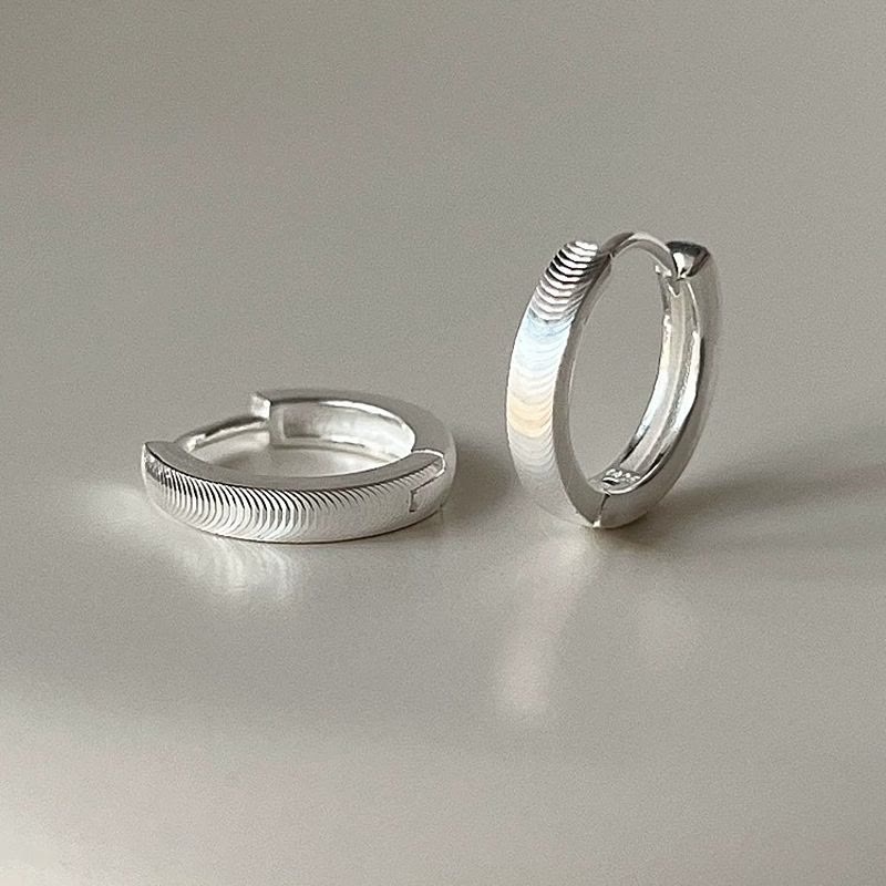 S925 Silver Textured Cat‑Eye Hoop Earrings For Women - image 1
