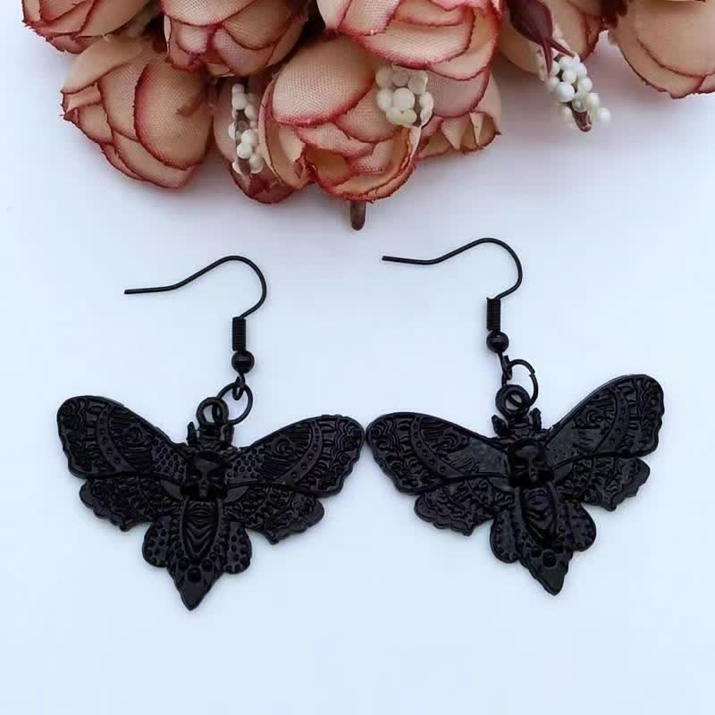 Witchy Vintage Gothic Death Moth & Skull Earrings - Black - image 4