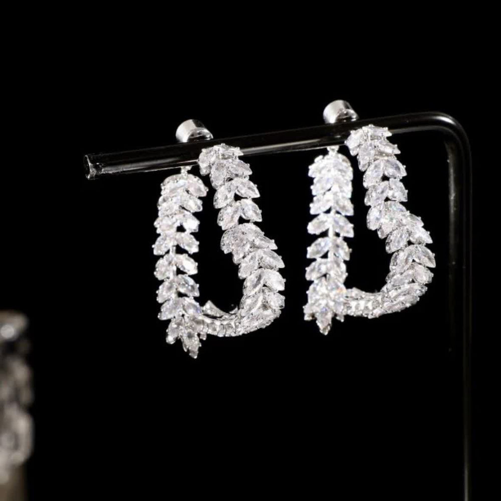 Endless Love Heart Hoop Zircon Inlaid Wheat Earrings - image 1