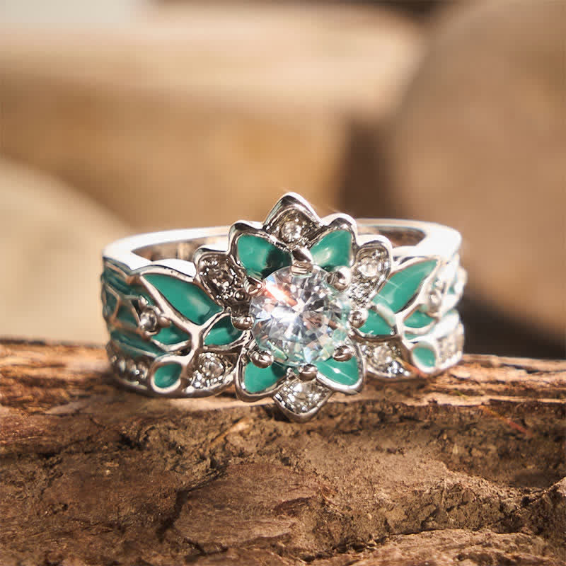 Vintage Flower Shape Enamel Rhinestone Women Ring - Silver - US 11 - image 0
