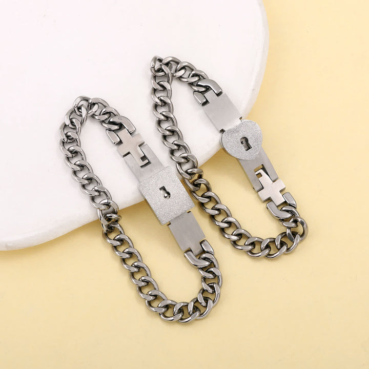 2Pcs Matching Heart Lock And Key Interlocking Couple Bracelets Set - image 7