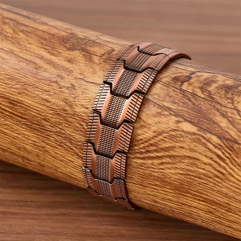 Vintage Arrow Pattern Link Magnetic Chain Bracelet With Link Removal Tool - image 2