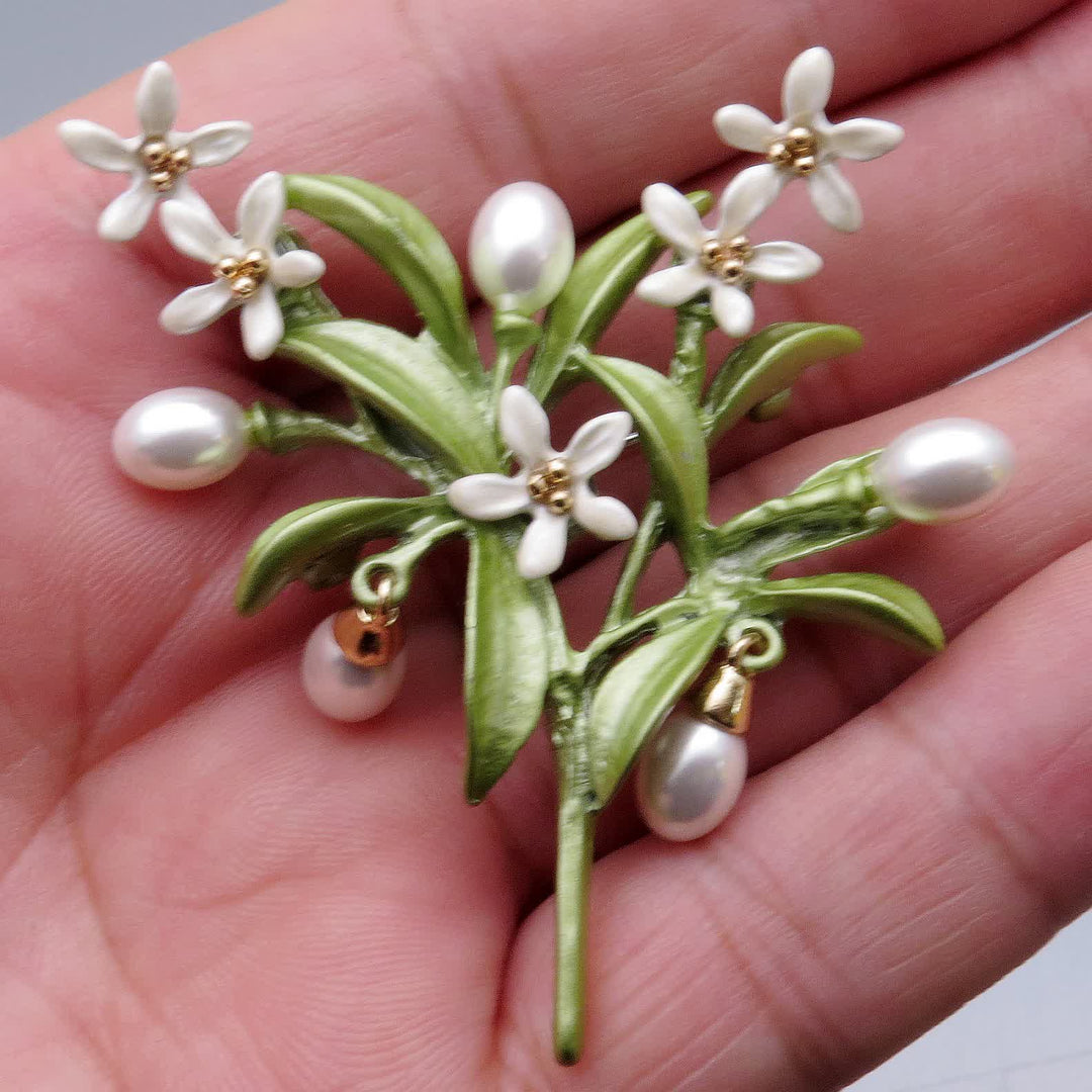 A Language of Flowers Fairy Garden Botanical Brooch - image 10