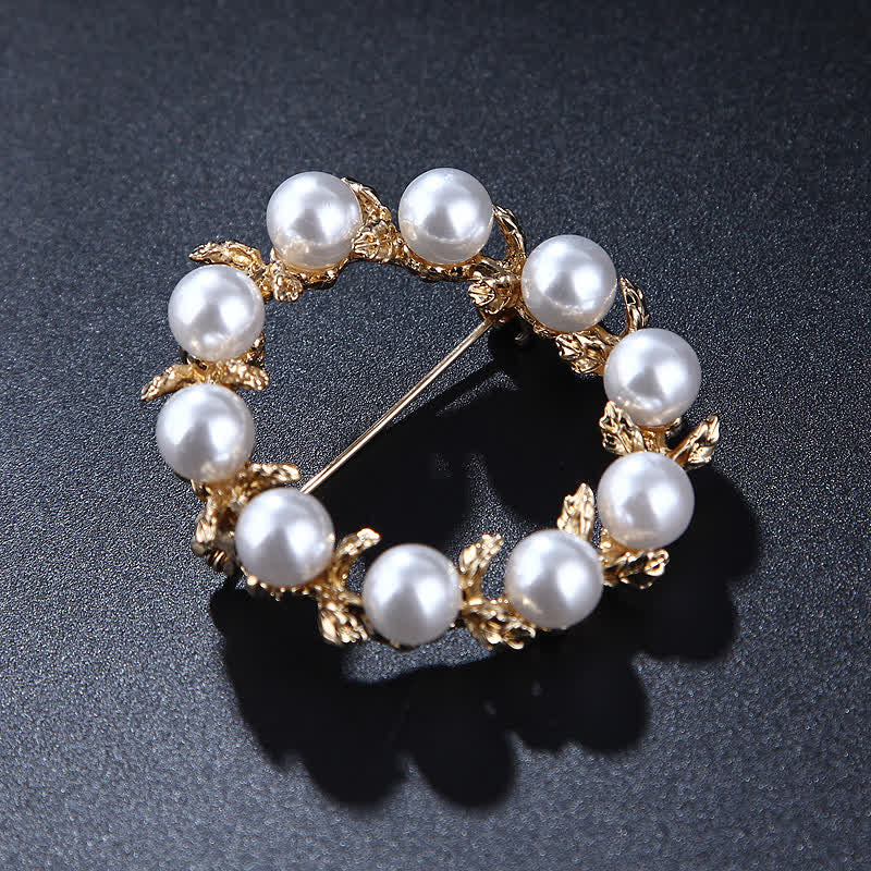 Women's Pearl Leaves Circle Brooch