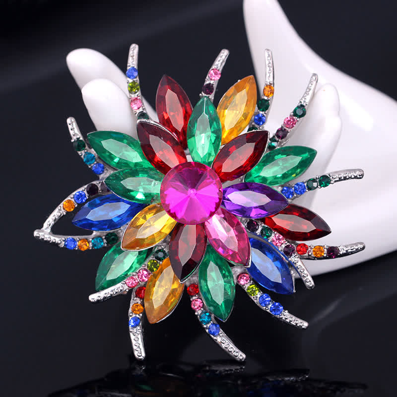 Women's Classic Flower Crystal Brooch