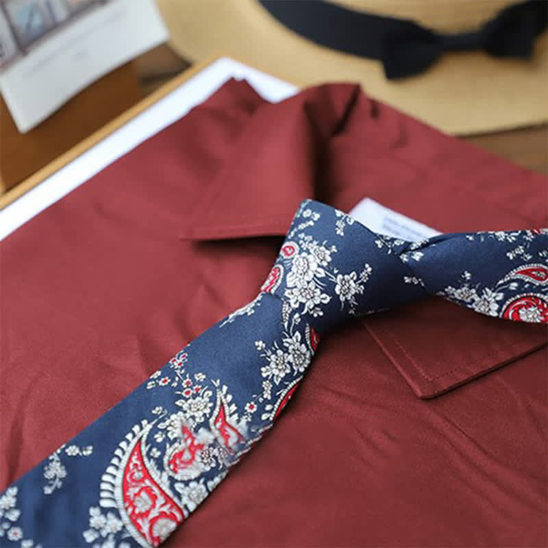 Men's Vivacious Classic Paisley Necktie