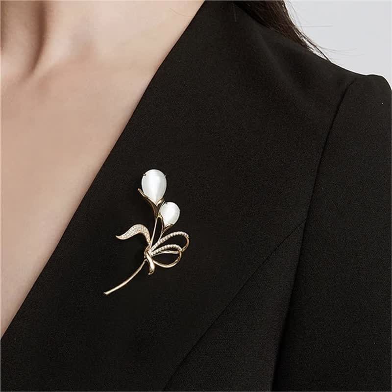 Women's Exquisite Tulip Pearl Brooch