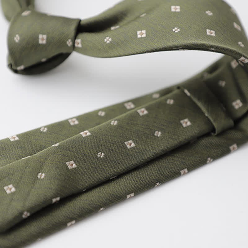 Men's Quiet Spring Green Necktie