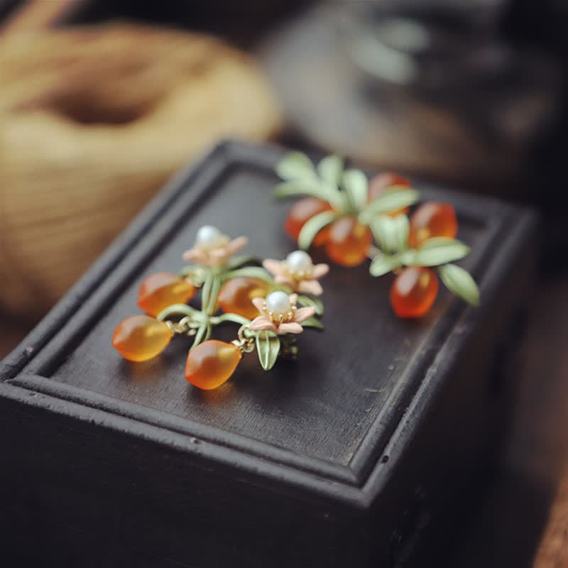 Women's Pastoral Orange Fruit Berry Brooch