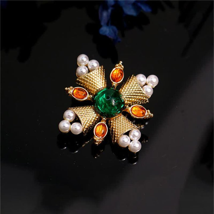 Women's Empress Baroque Cross Pearl Brooch